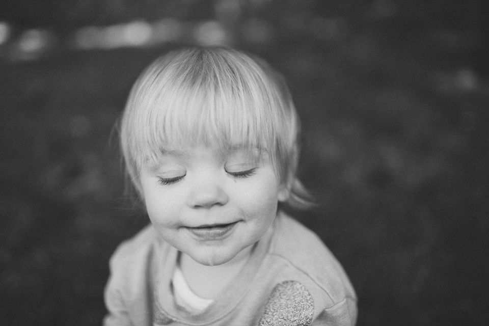 candid family photographer