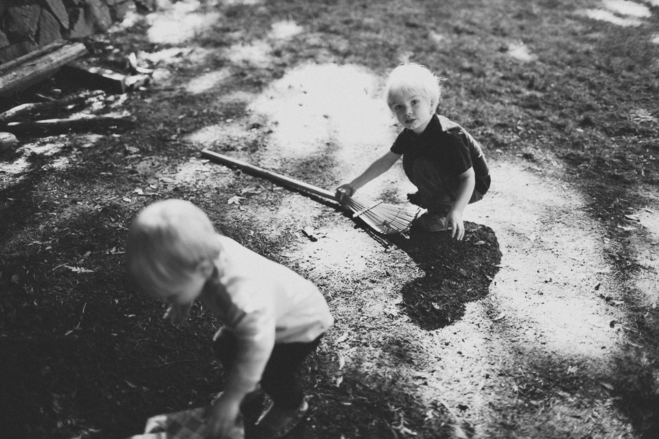 candid family photographer