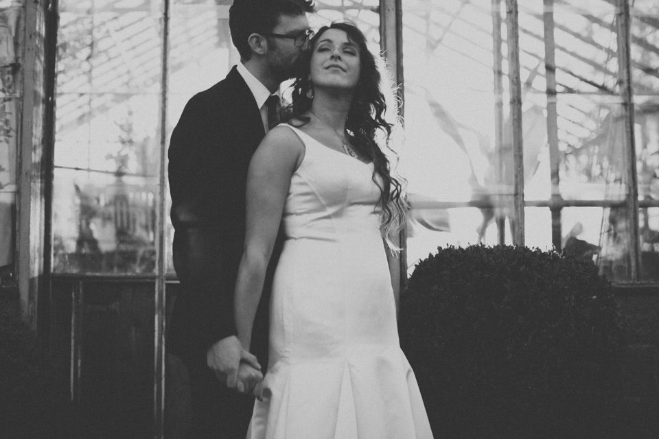 photojournalistic wedding photographer portland