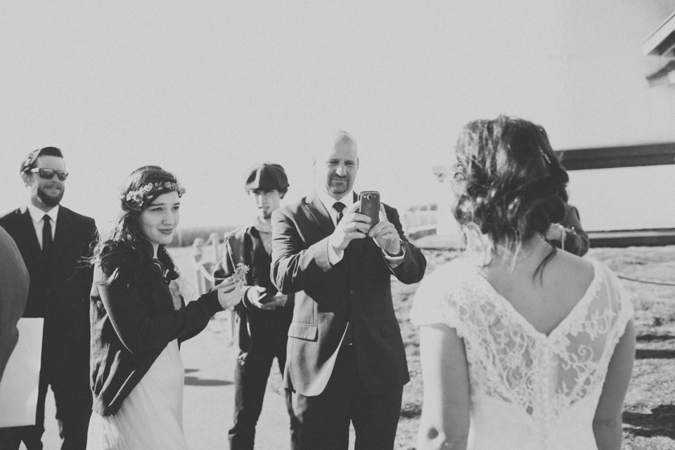 photojournalistic wedding photographer