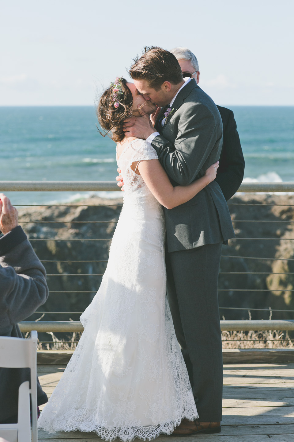 yaquina head lighthouse wedding