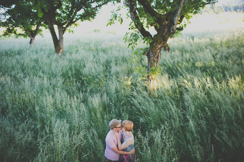 indie engagement photos portland