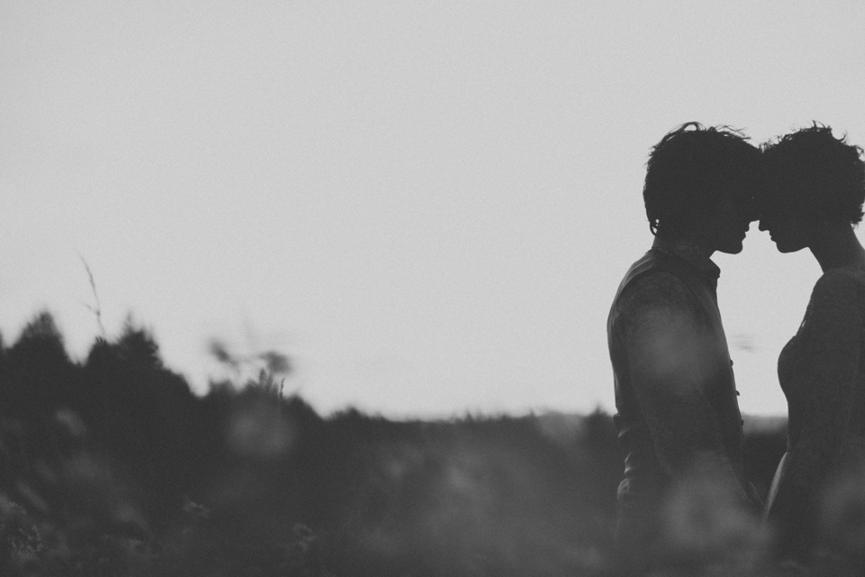 journalistic wedding photographer portland