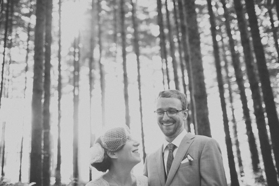 candid wedding photographer