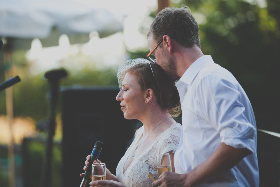 journalistic wedding photographer