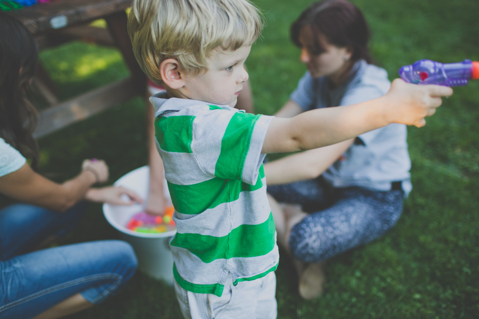 documentary wedding photographer