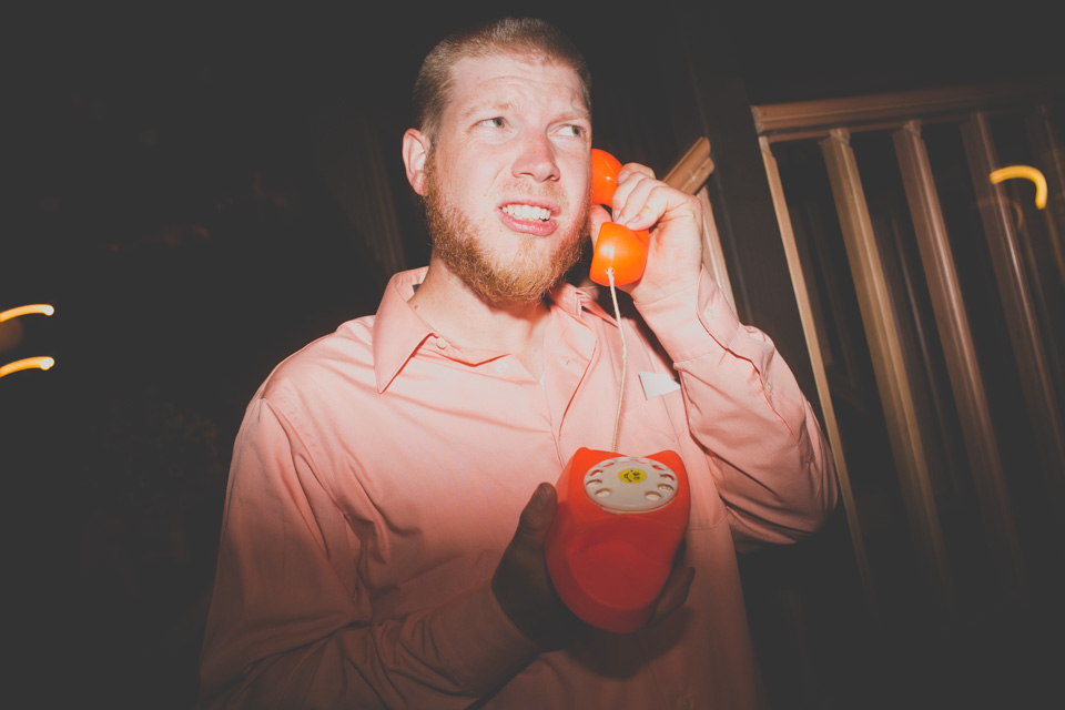 journalistic wedding photographer