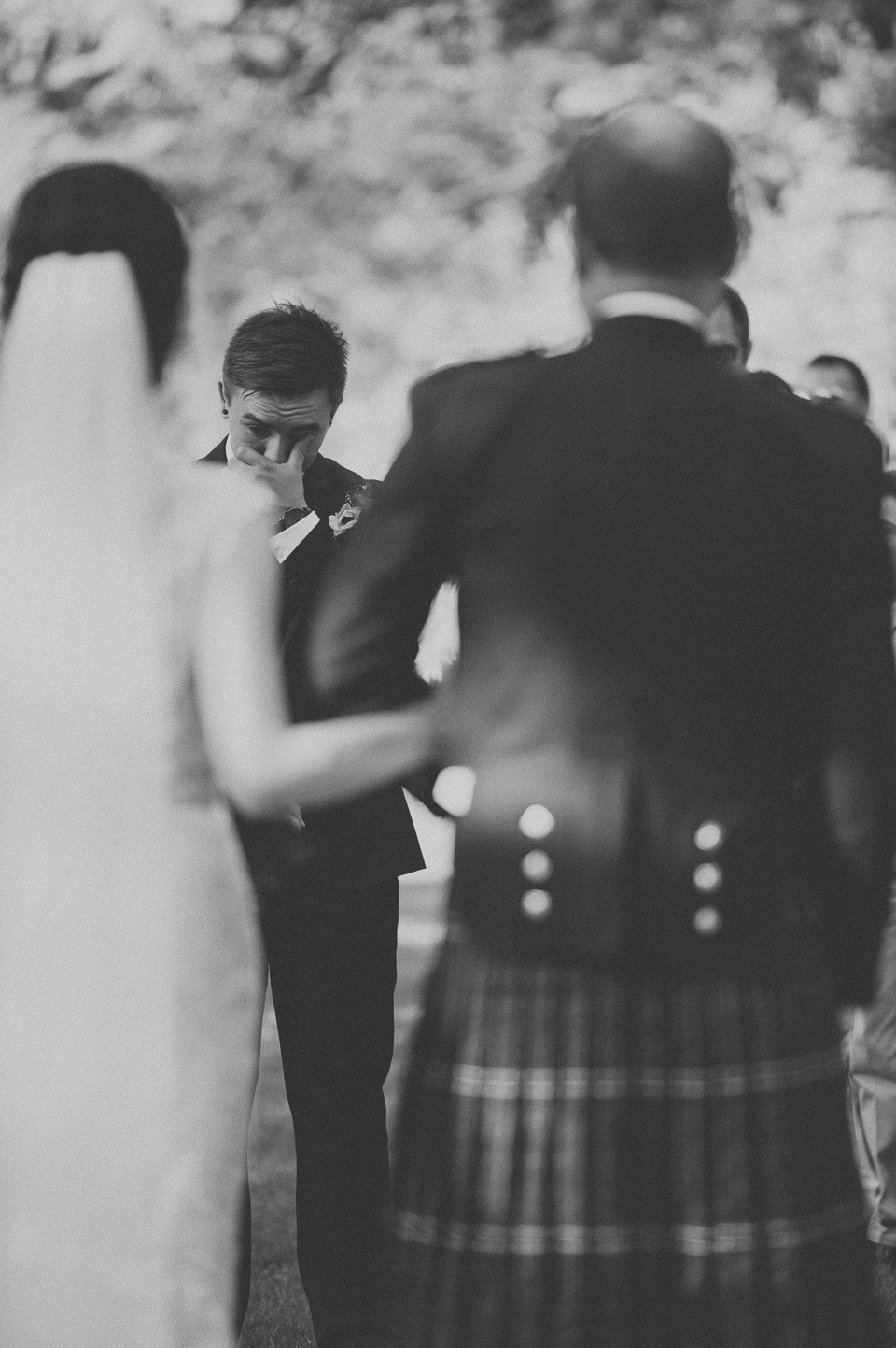 journalistic wedding photographer portland or