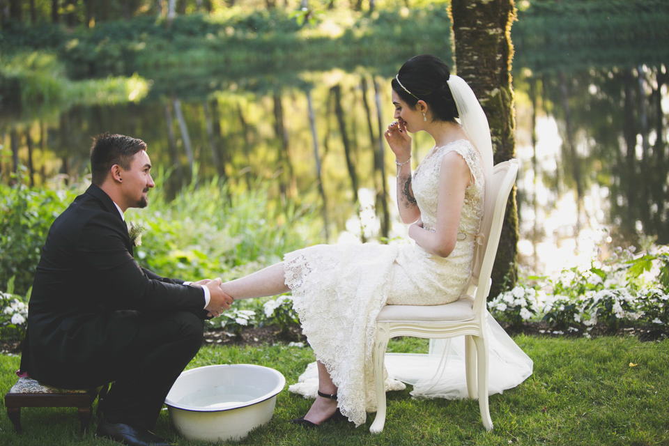candid wedding photographer portland