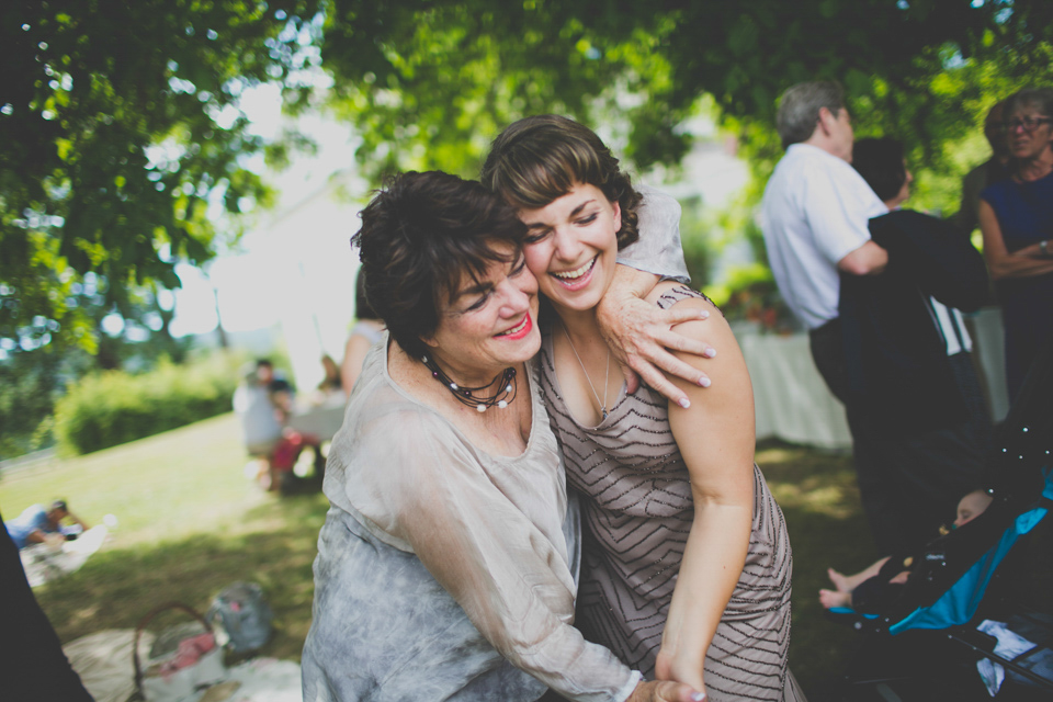 photojournalistic wedding photographer
