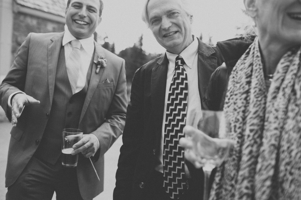 journalistic wedding photographer portland or
