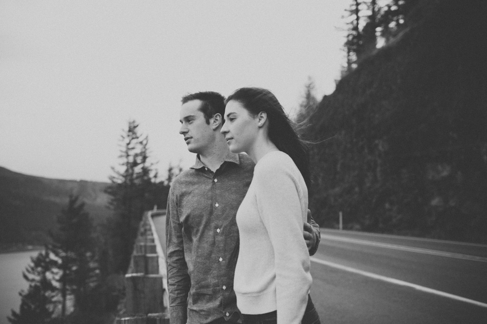 columbia river gorge engagement photos portland or