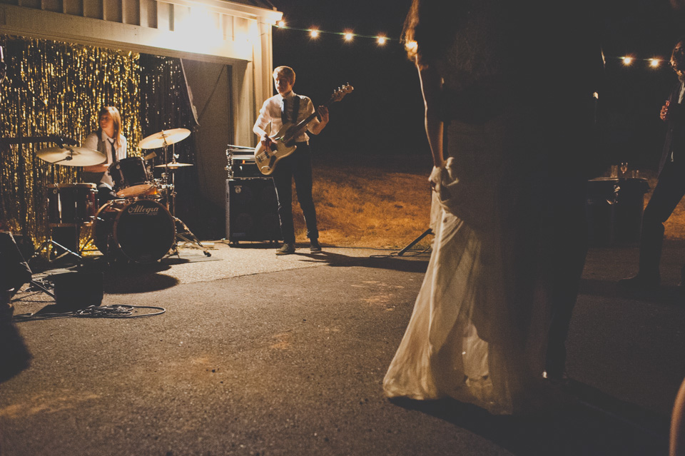 Photojournalistic wedding photographer Portland, OR