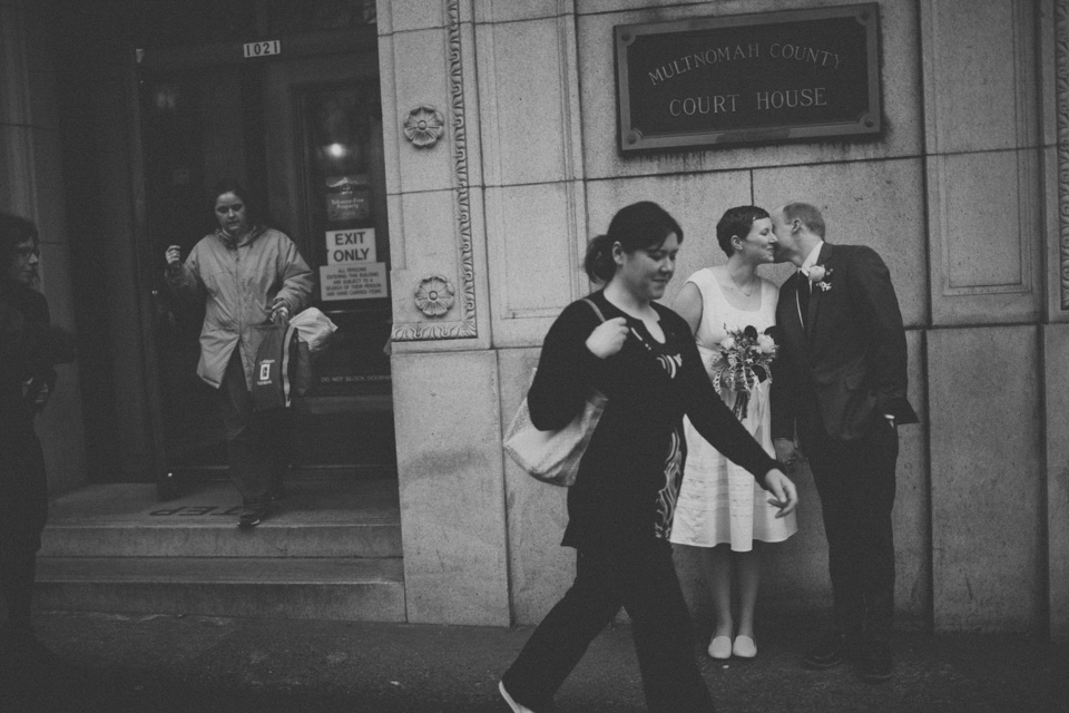 Portland Oregon Courthouse Elopement