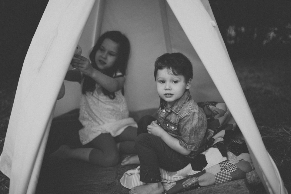 candid family photographer Portland, OR