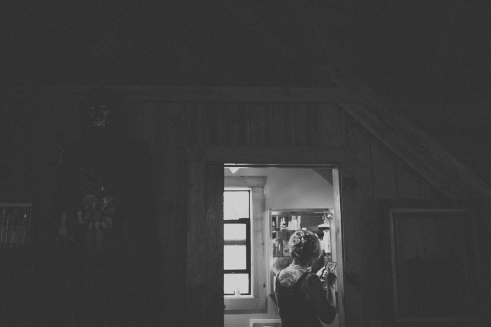 photojournalistic wedding photographer Portland, OR