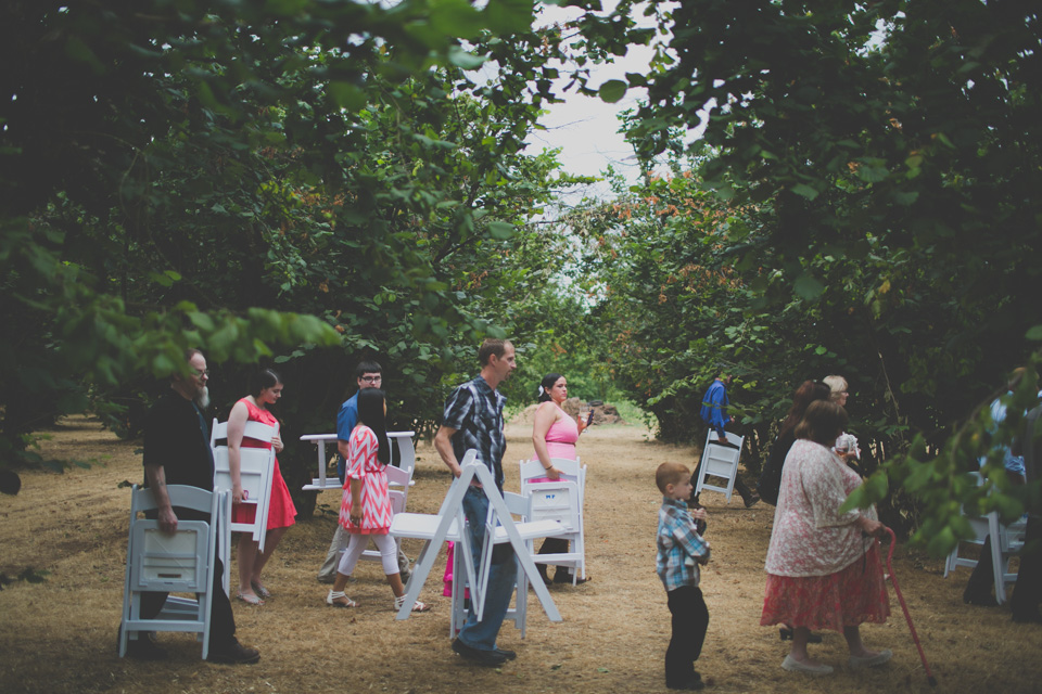 Oregon cabin wedding