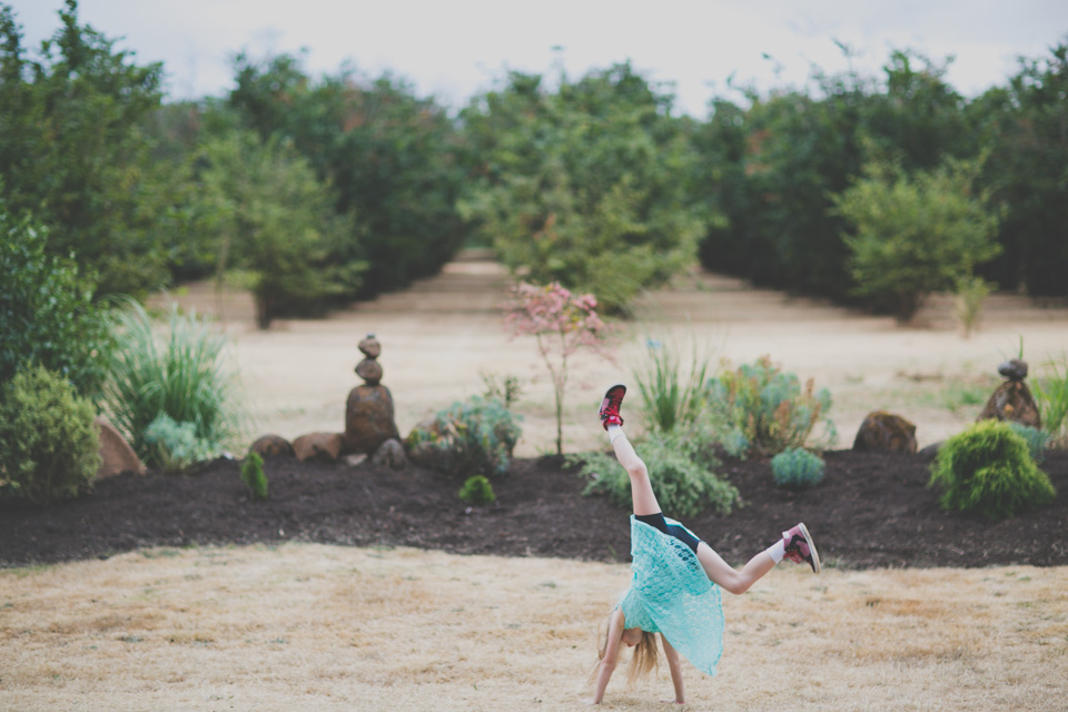 photojournalistic wedding photographer Portland, OR