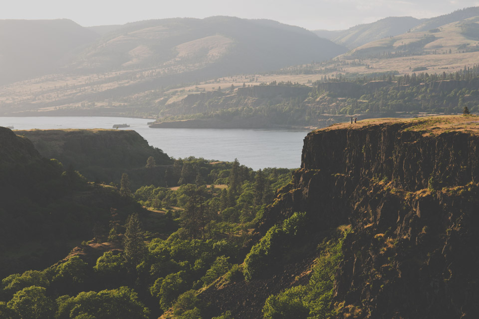 Columbia River Gorge Engagement Photos