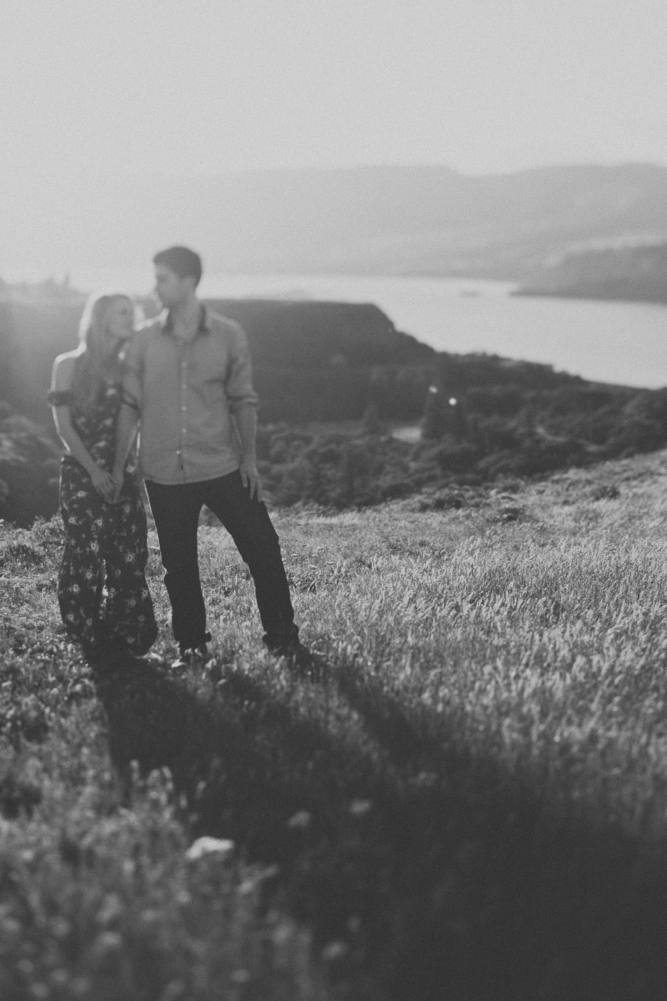 Colubmia River Gorge Engagement Photos