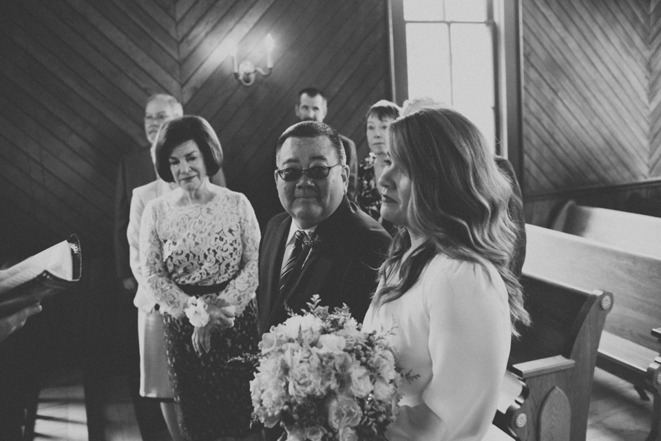 photojournalistic wedding photographer portland