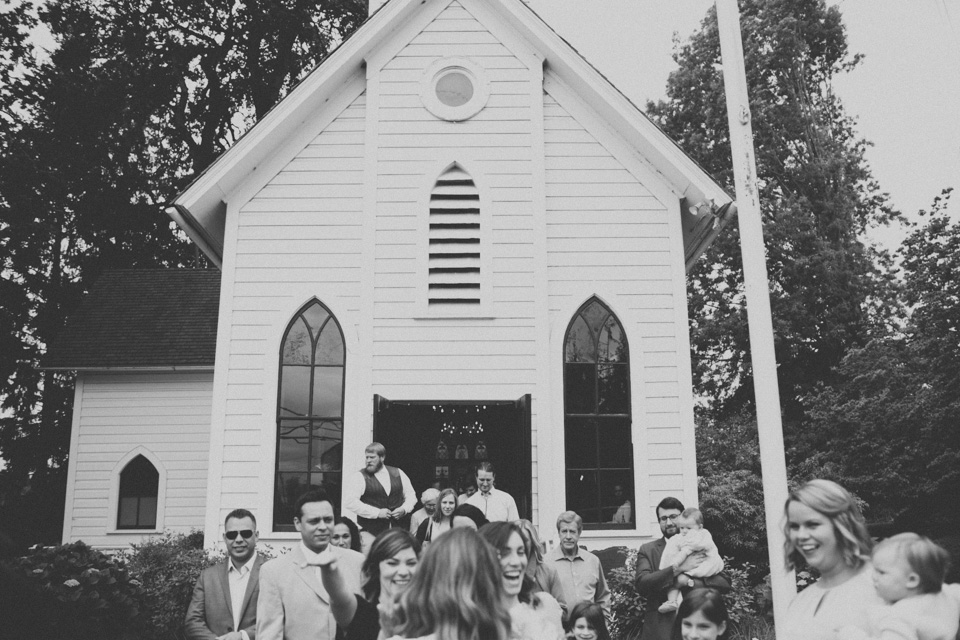 Oaks Pioneer Church wedding