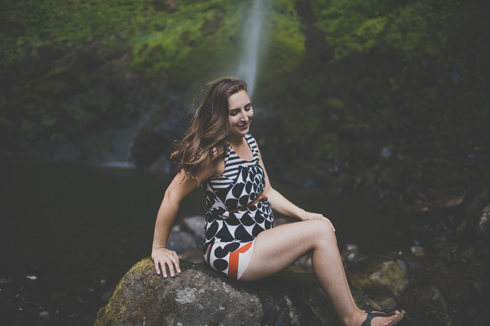 Maternity photographer portland